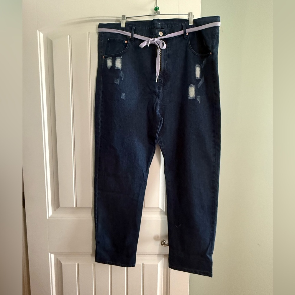 Dark Blue Distressed Jeans with purple belt
Papermoon size large